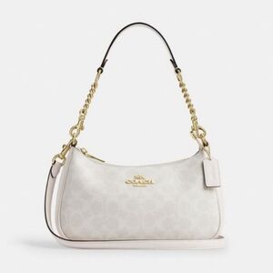 NWT! 🧧 🎁 Style#CV933, Coach Teri Shoulder Bag in White/Gold/Chalk
